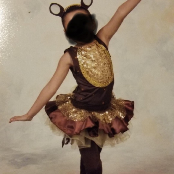 Custom Hamster Inspired Dance Costume - Picture 8 of 8